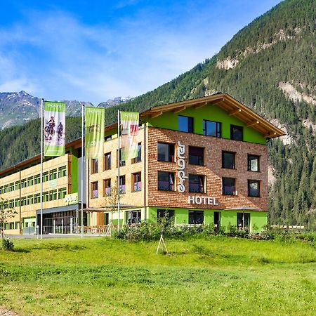 Explorer Hotel Oetztal ウムハウゼン エクステリア 写真